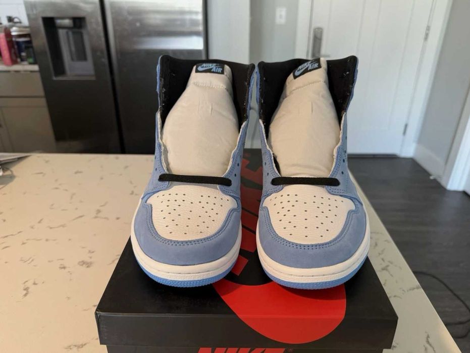 *ULTIMELE STOCURI* - Jordan 1 University Blue - verificare colet