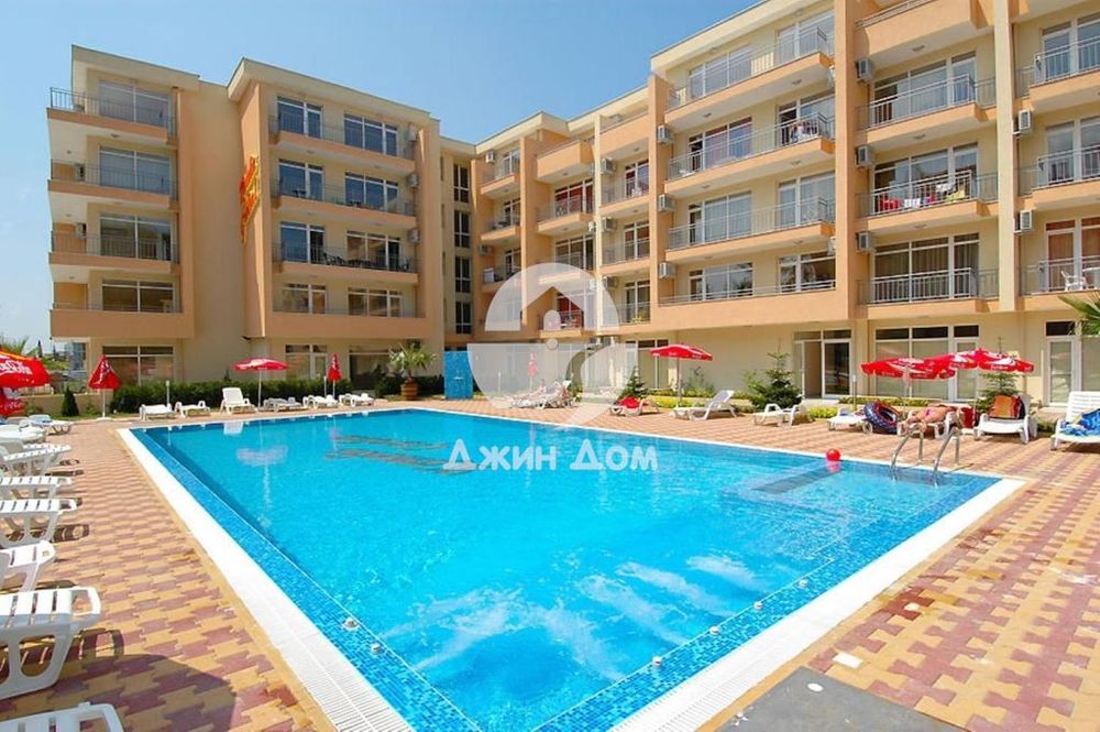 Продава се Двустаен апартамент в к.к. Слънчев бряг - 47 кв.м за 1341 €/кв.м - Снимка #9