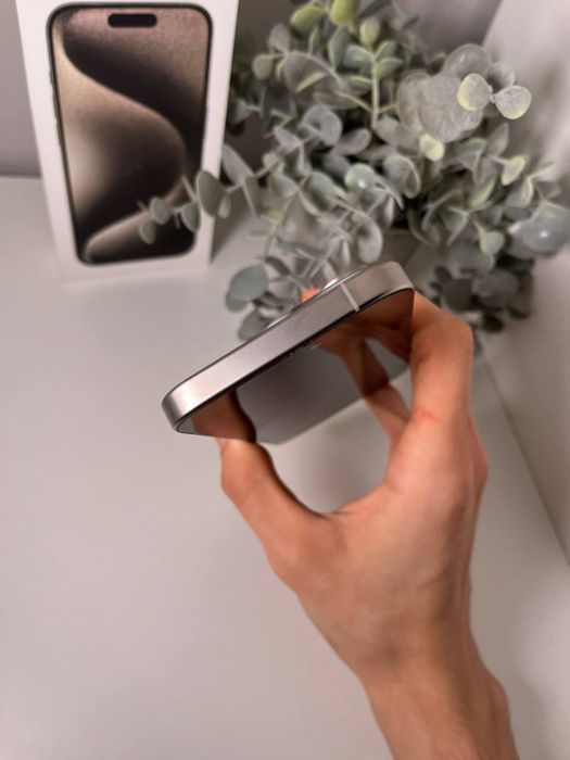 iphone 15 pro в идеальном состояний