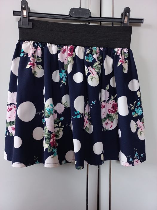 Fuste fete vârstă 12 ani