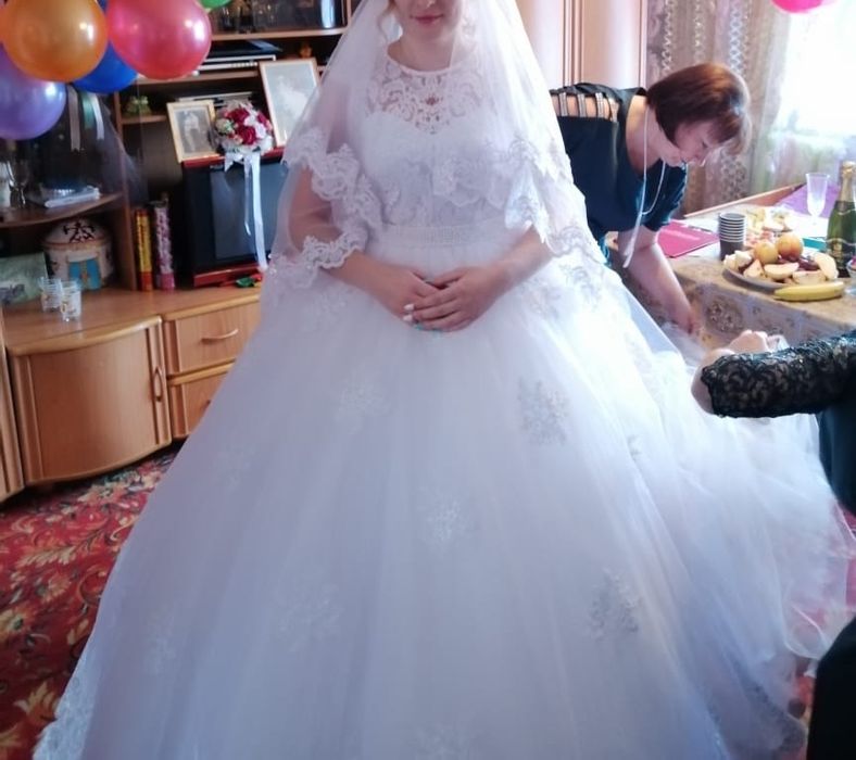 Продаю свадебное платье