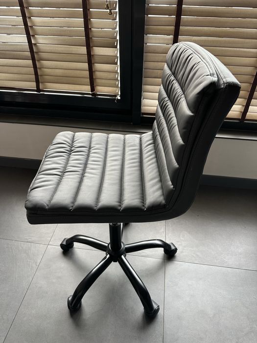 Стол на колелца King с 2г гаранция и безплатна доставка до офис