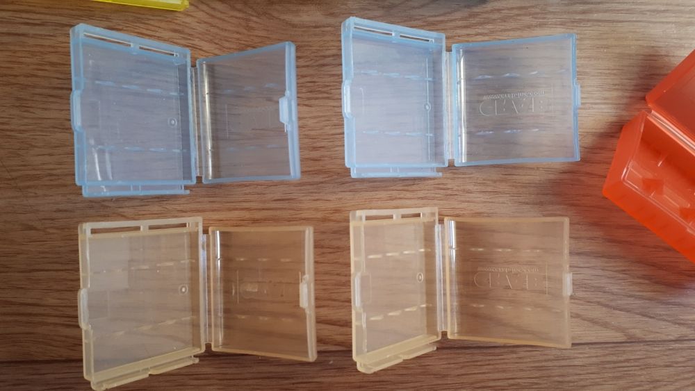 Боксы коробочки для батареек АА, ААА