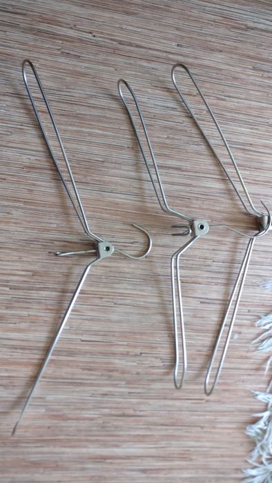 Продам вешалки из нержавейки.