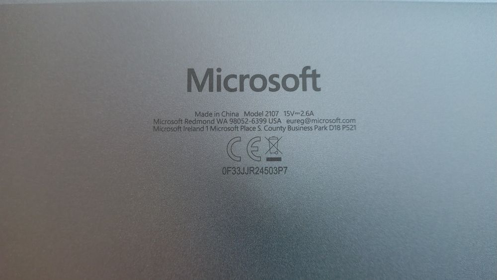 Laptop microsoft generatia 7