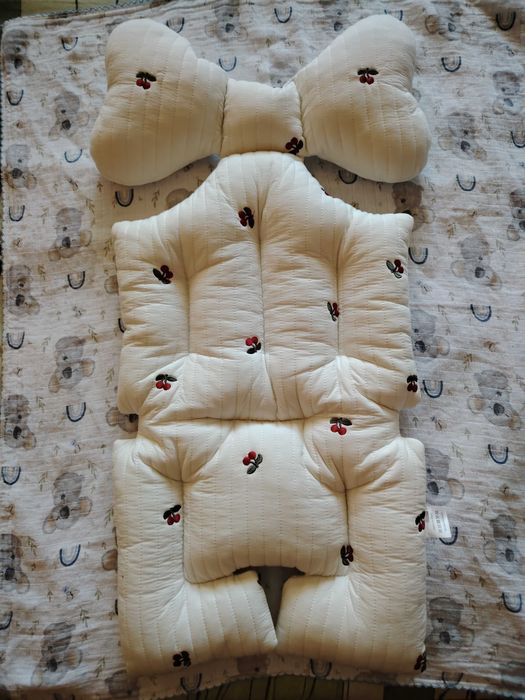 Бебешко одеало мече, мека подложка за количка или столче