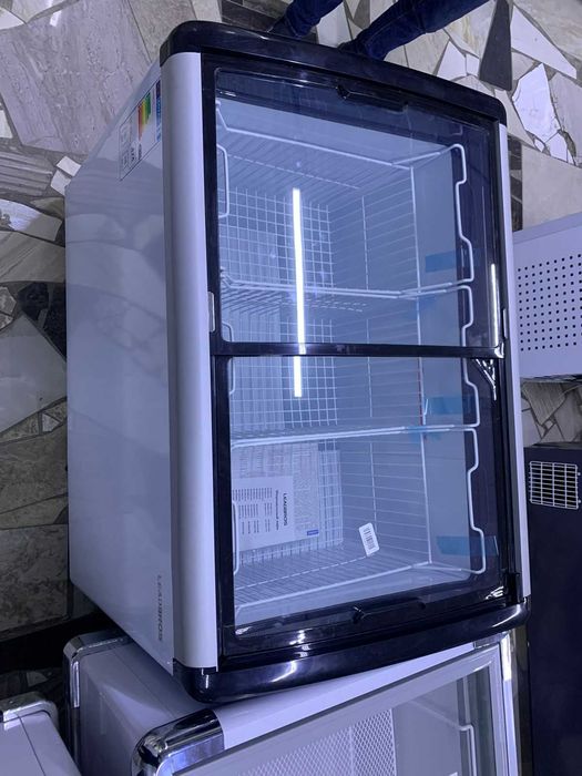 Морозильная витрина,Морозильник бонета