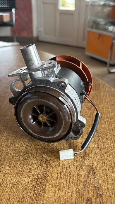 Ventilator B/D1LC/E 12V pentru modele Eberspächer cu alimentare la 12V