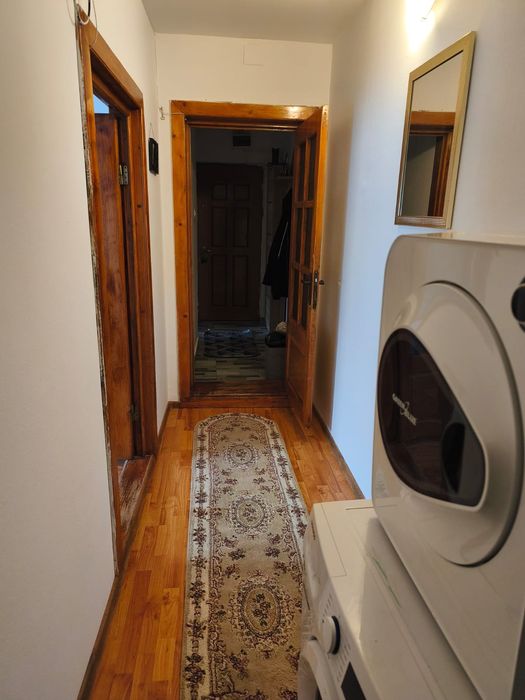 Vând apartament renovat și mobilat Nehoiu