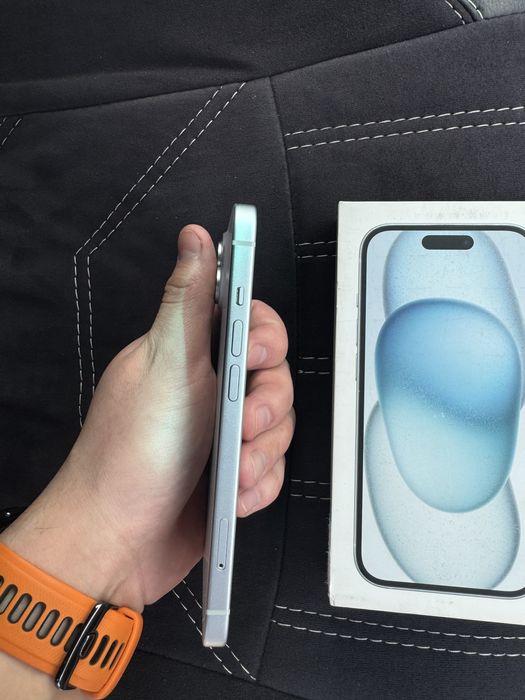 Продам IPhone 15 128 gb