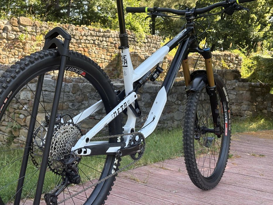 Commencal Meta AM/29 Signature топ Enduro