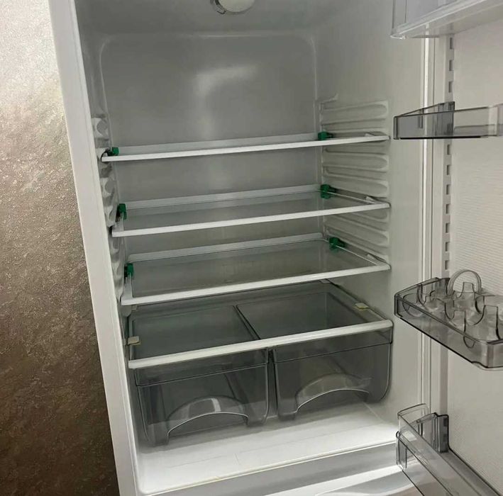 Продам холодильник атлант
