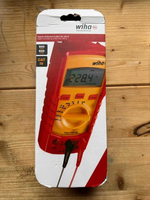 Multimetru digital 600V AC, CAT IV - Wiha 45218