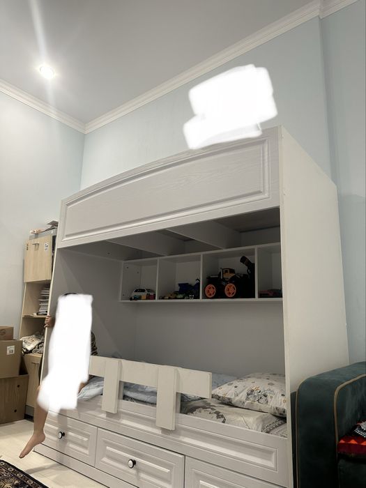 детская двухъярусная кровать