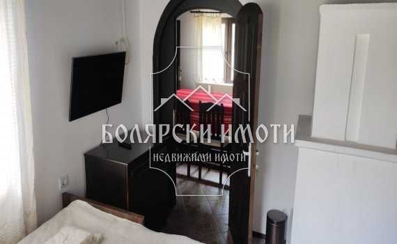 Дава се под наем Къща в с. Харваловци, Област Велико Търново - 150 кв.м за 665 € - Снимка #6