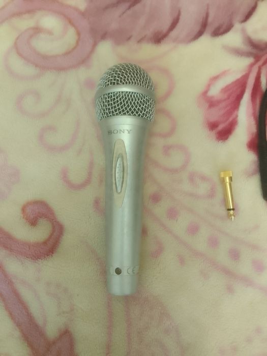 Микрофон sony F-V620