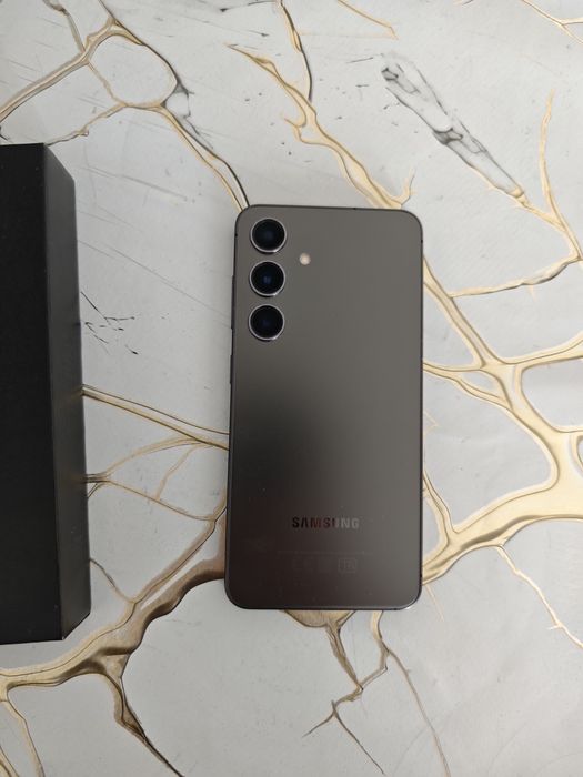 Продам Samsung S24