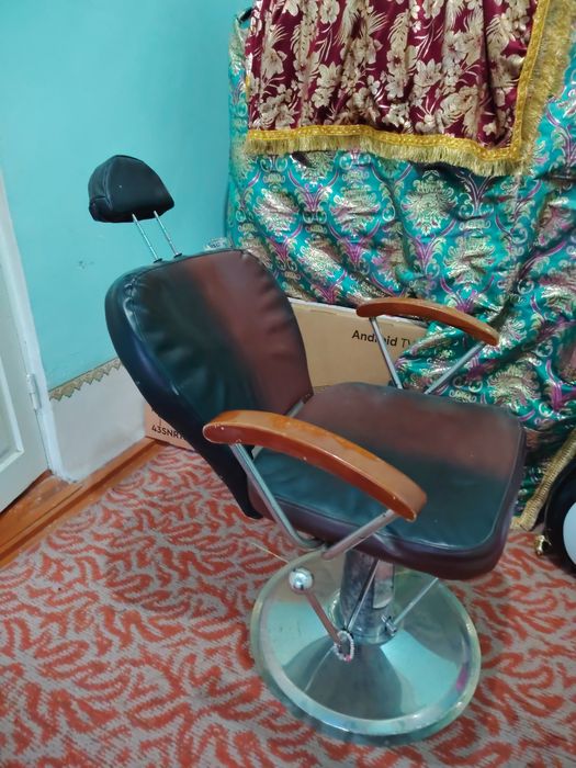 Salon kreslosi tezda sotiladi