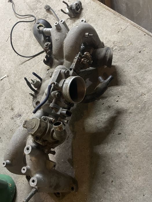 Впускной коллектор