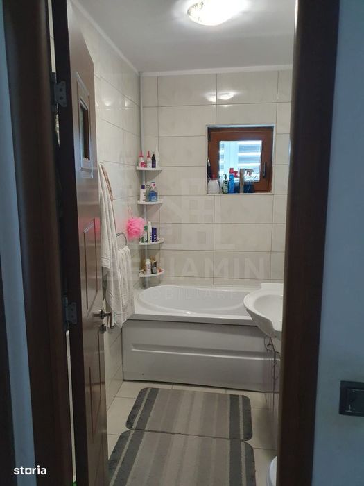 Apartament 4 camere etaj 1 Cartier Noua 99mp doua parcari