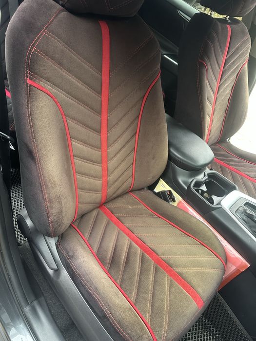 Чехлы на тойоту рав 4