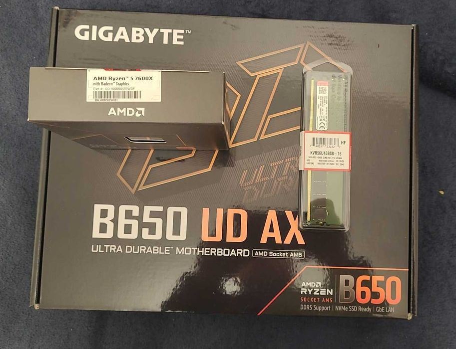 Kit gaming ryzen 5 7600x + mb gigabyte b650ud ax + 16 gb ddr5