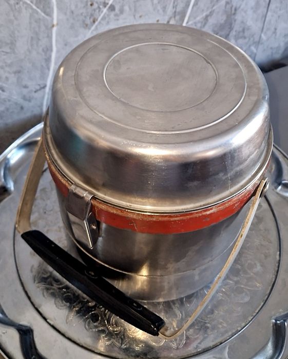 Термос времён СССР в отличном состоянии продам