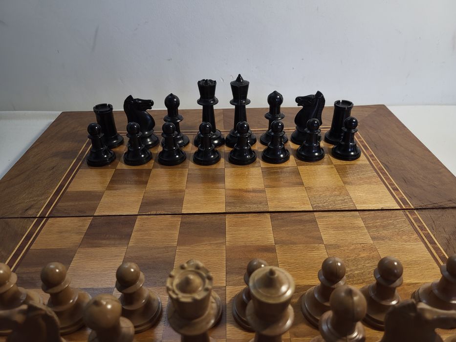 #5 Стар дървен шах и табла