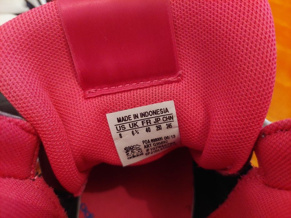 Кецове Adidas ,дамски