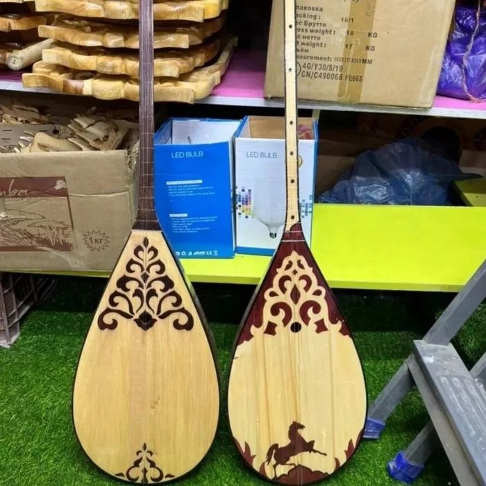 Нағыз қазақ- домбырам!