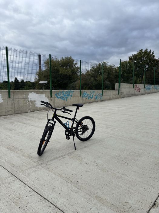 Bicicleta pt copii 7-10 ani