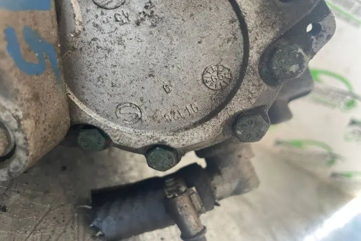 Pompa servodirectie mecanica Volkswagen VW Passat 1998