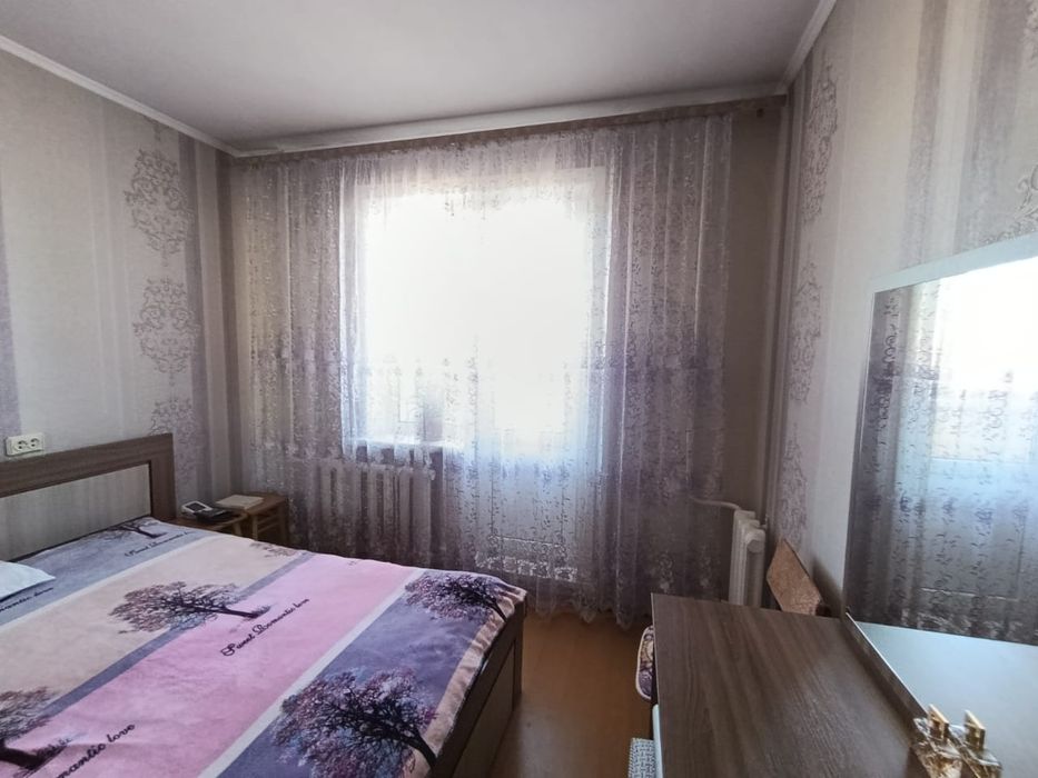 3 ком квартира в районе 8 школы