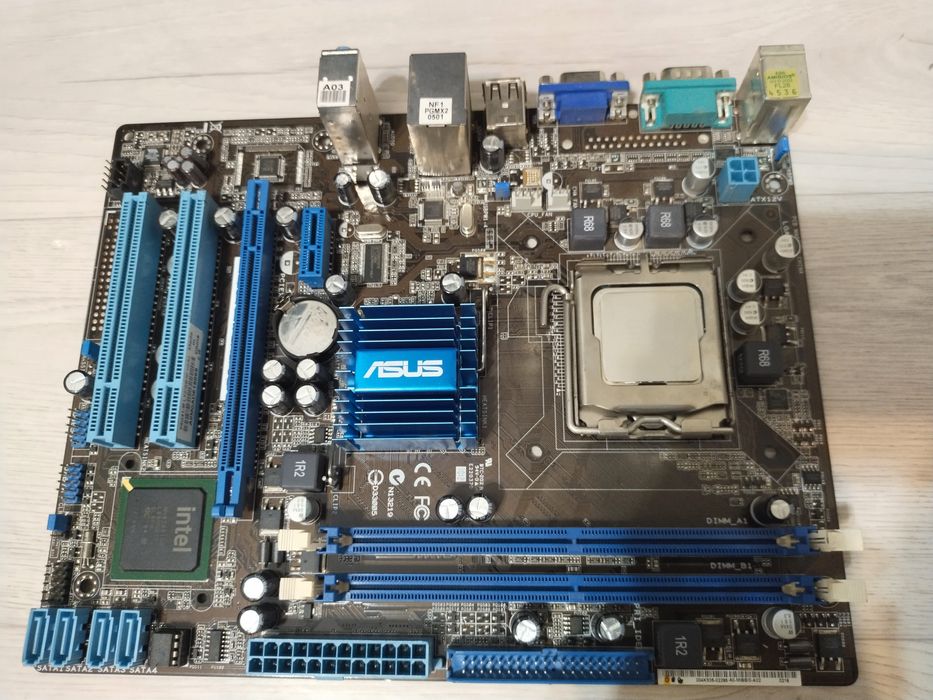 Материнская плата