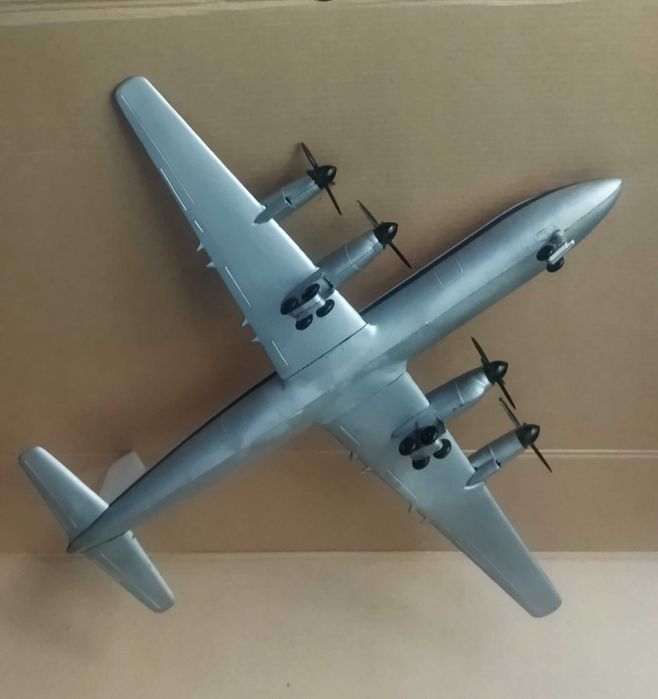 модель самолёта ИЛ-18 KVZ Plasticart ГДР СССР 1962 МЕГАРАРИТЕТ!
