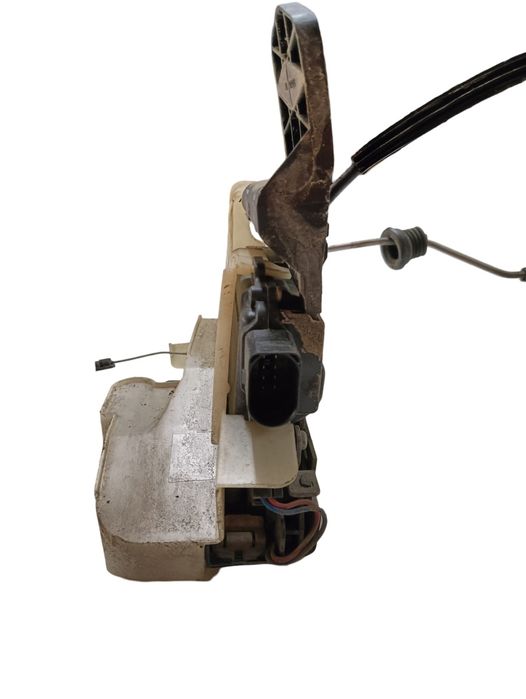 Broasca Usa Dreapta Fata Volkswagen Passat Variant 3B6 2000 - 2005