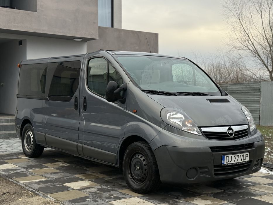 OPEL VIVARO 2013 EURO 5 Modelul Lung / 9 locuri