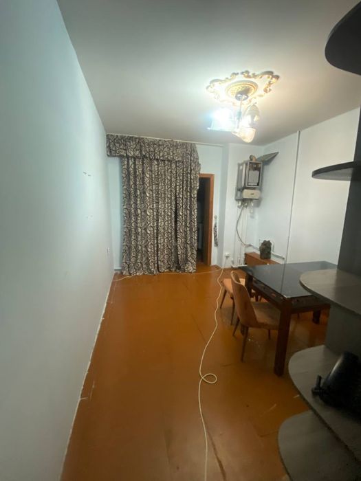 Продаётся 3 комнатная квартира пириделана 4 комнат