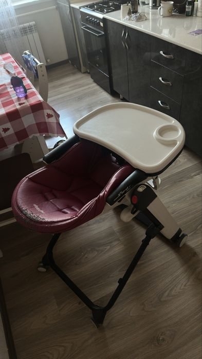 Стульчик для кормления Peg Perego