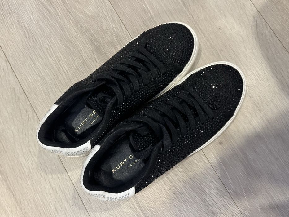 Сникърси Kurt Geiger