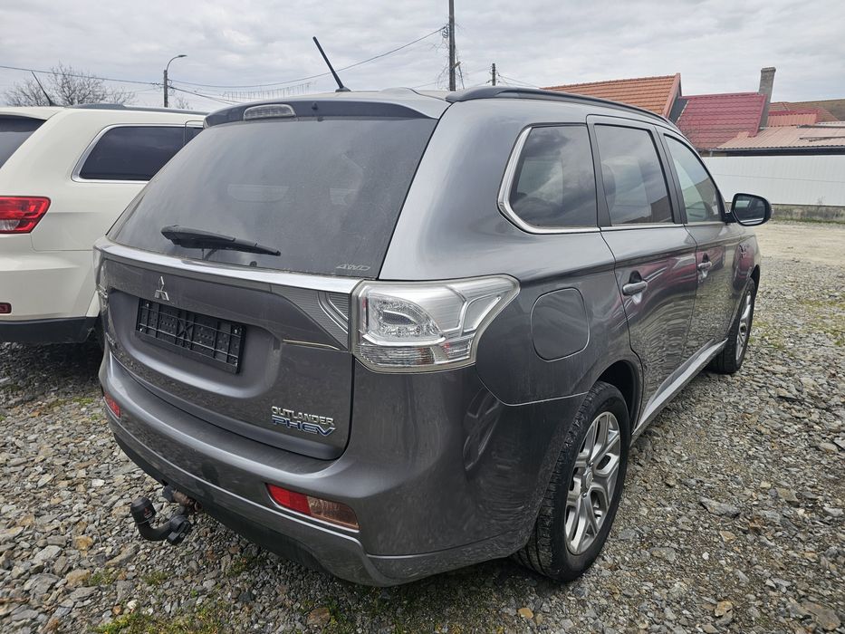 2.0 PHEV 4WD Plug-In Hybrid