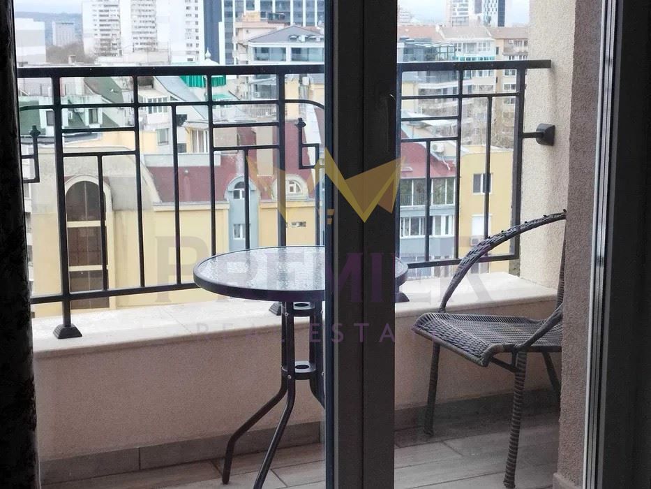 Дава се под наем Четиристаен апартамент в Варна, Чайка - 140 кв.м за 900 € - Снимка #6