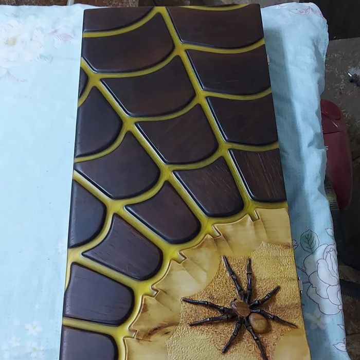 Нарды из дерева резные