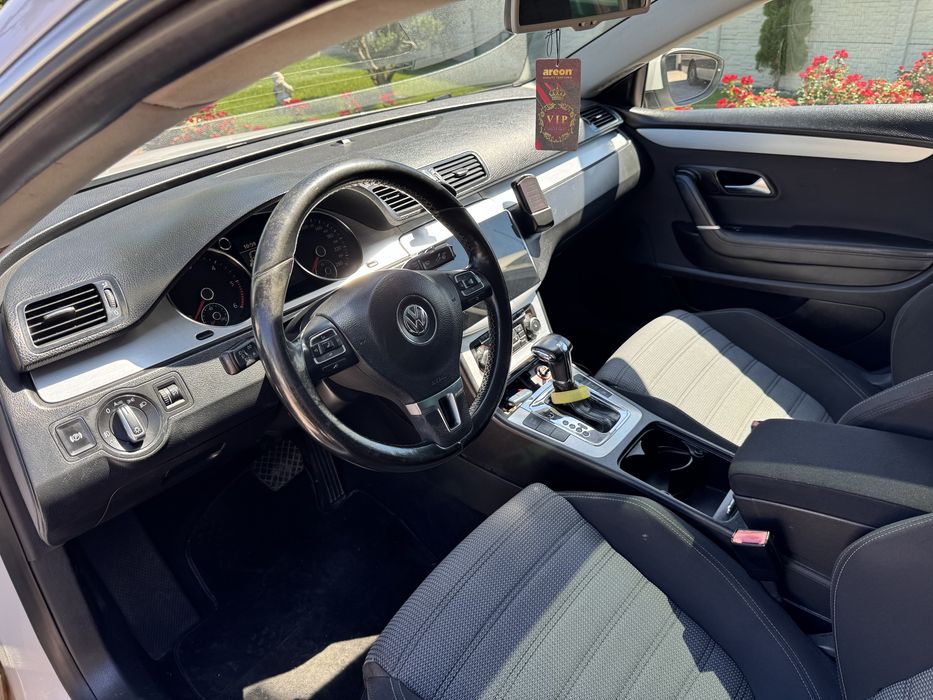 VW Passat CC 2010 / se vinde/ nu fac schimburi/