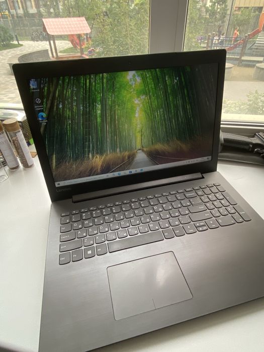 Ноутбук    Lenovo IdeaPad 320-15IAP