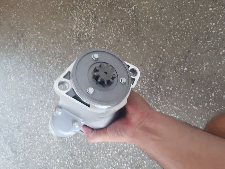 Electromotor nou Doosan Yanmar