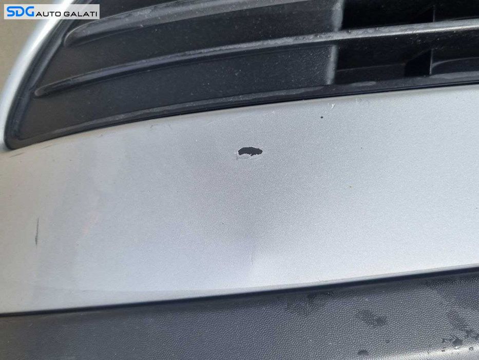 Bara Spoiler Fata Completa FARA Grila cu Emblema Volkswagen Polo 9N 9N3 2005 - 2008 (Prezinta Defecte Imperfectiuni) [LC4325]