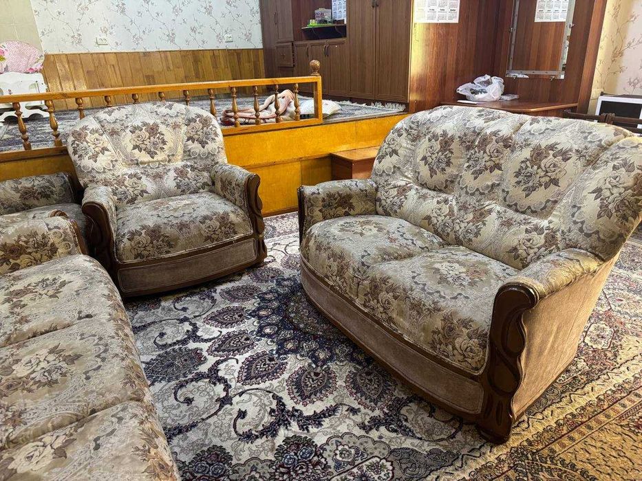 Юмшок мебеллар ва бошка нарсалар