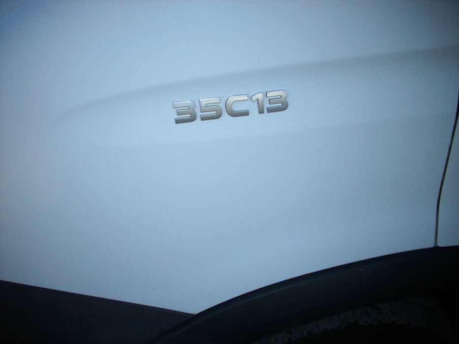 бус Ивеко 35-13 макси