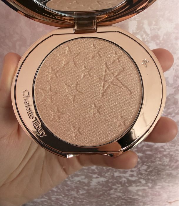 Хайлайтер Charlotte Tilbury